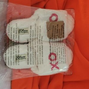 Deluxe deforme house shoes